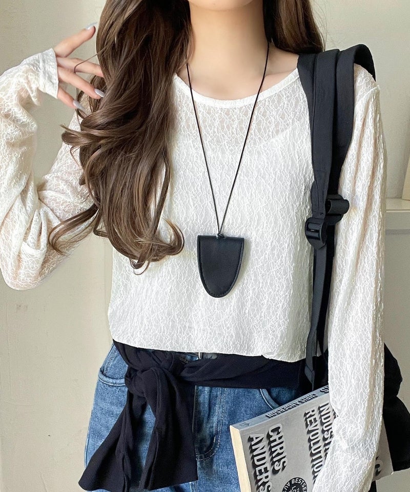 Classical Elf ほどよい透け感が大人上品。総柄シアーレーストップス(長袖)商品画像-6