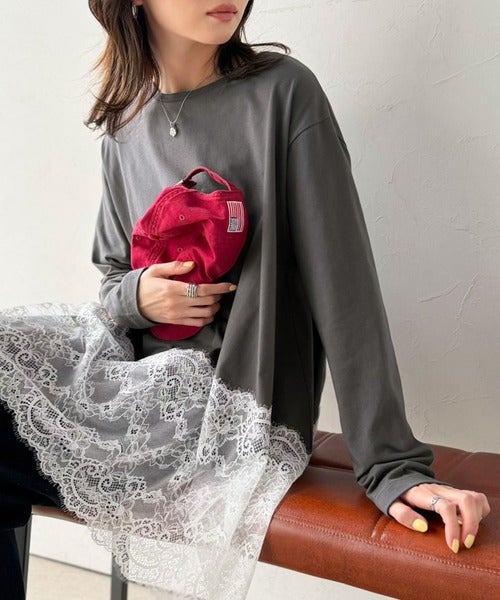 Classical Elf 大人のきれいめカジュアル、体型も美しくカバー。裾レースカットソードッキングTシャツ（長袖）商品画像-1