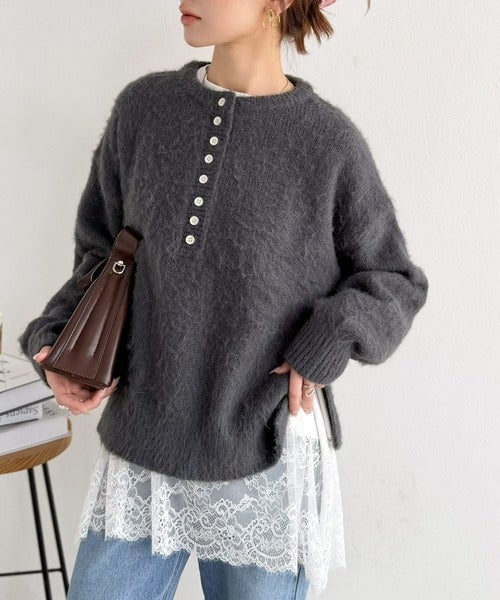 Classical Elf 大人のきれいめカジュアル、体型も美しくカバー。裾レースカットソードッキングTシャツ（長袖）商品画像-14