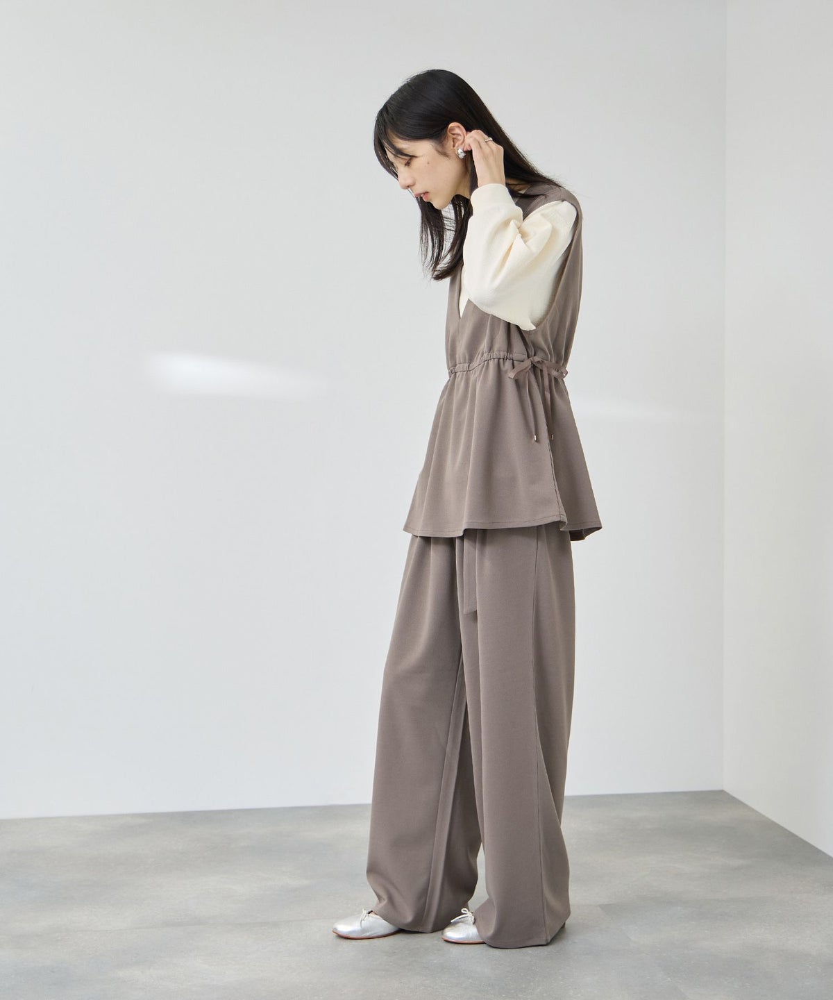 Free Nature サイドベルト カットジョーゼットワイドパンツ レディース