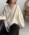Classical Elf たっぽり袖×ゴールドボタンの欲張りカーデ。ランタンスリーブ金釦Vネックカーディガン商品サムネイル-2