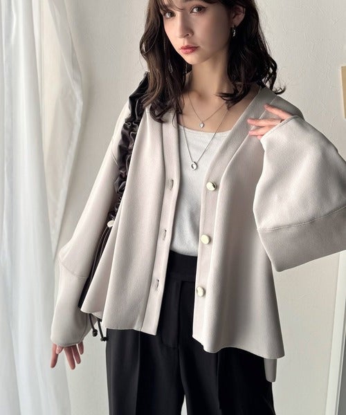 Classical Elf たっぽり袖×ゴールドボタンの欲張りカーデ。ランタンスリーブ金釦Vネックカーディガン商品画像-33