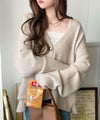 Classical Elf ふんわり包み込む暖かさで、冬の定番に。ゴールドボタン使いオーバーサイズVネックニットカーディガン（長袖）商品サムネイル-19