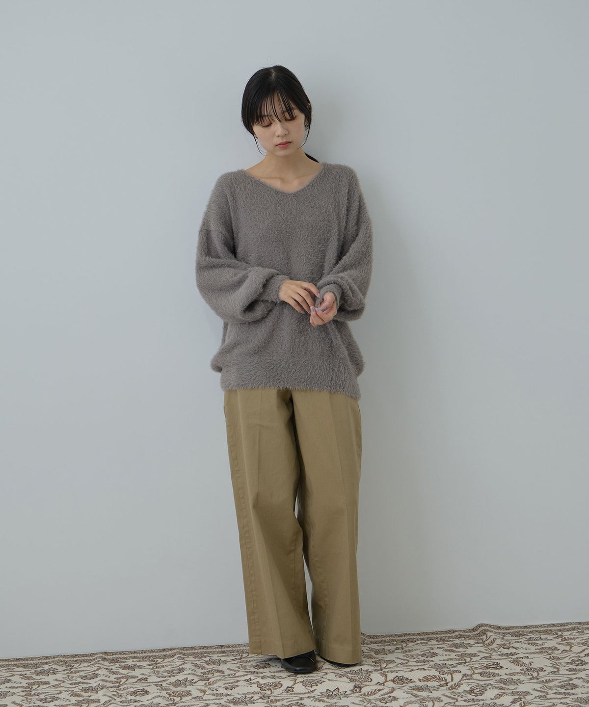 Free Nature フェザーヤーンVネックニット レディース