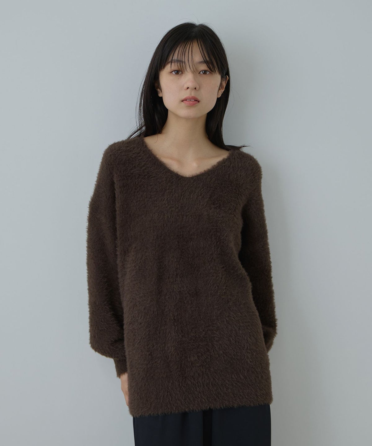 Free Nature フェザーヤーンVネックニット レディース