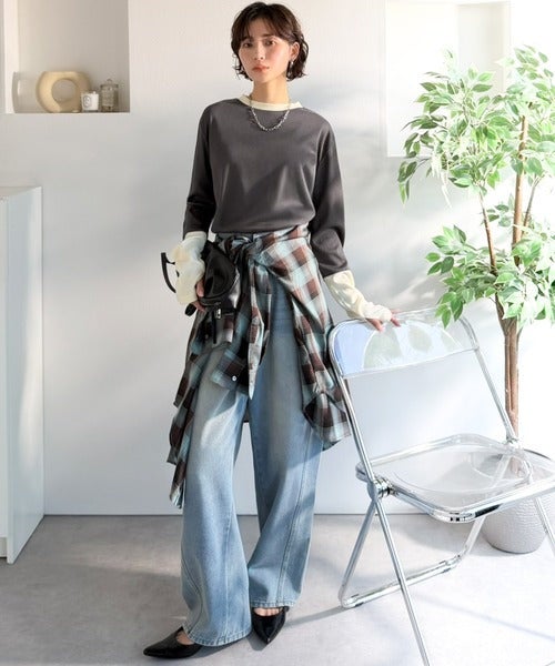 Classical Elf レイヤード見えで仕上げる、きれいめモード。指穴（サムホール）付き袖配色切り替えテレコリブニットプルオーバー（長袖） 商品画像-26