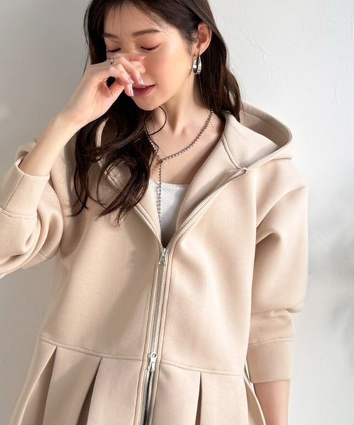 Classical Elf 主役級！今日の可愛いを格上げ！ ダブルジップペプラムマシュマロダンボールパーカー商品画像-34