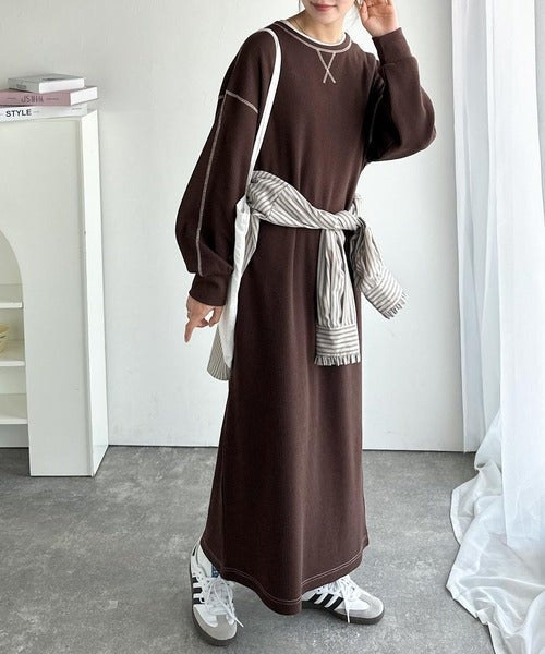 Classical Elf 《JaVaジャバコラボ》後姿が可愛い◎配色ステッチワッフルロングワンピース（長袖）商品画像-19