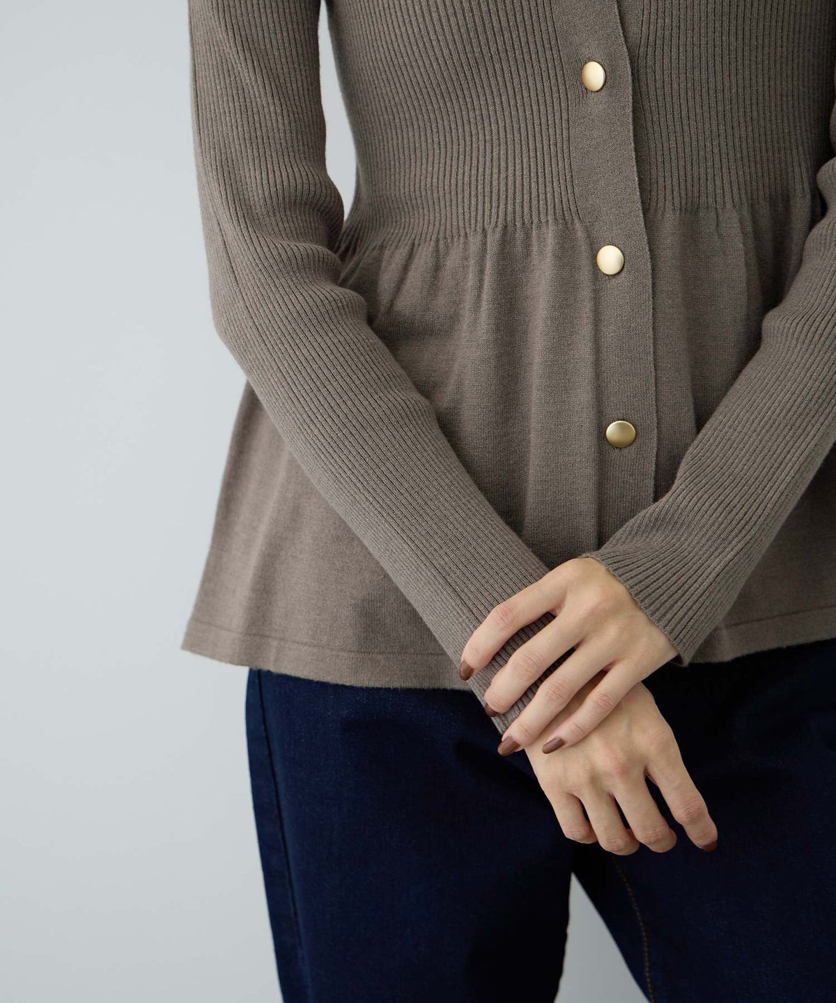 Free Nature ペプラムVネックカーディガン レディース