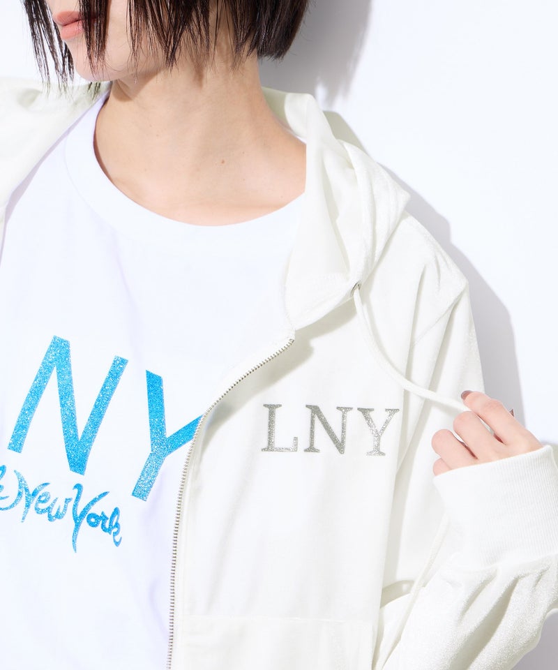 【先行予約10%OFFクーポン対象|10/23より順次発送】Little New York クロップド丈ベロアジップフーディー ロゴ刺しゅう レディース商品画像-2