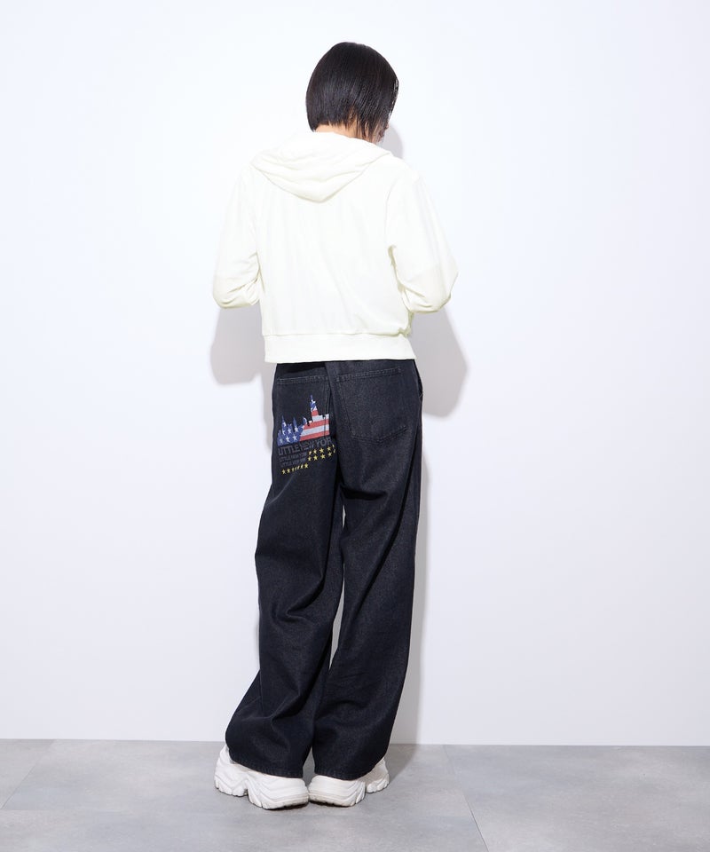 【先行予約10%OFFクーポン対象|10/23より順次発送】Little New York クロップド丈ベロアジップフーディー ロゴ刺しゅう レディース商品画像-19