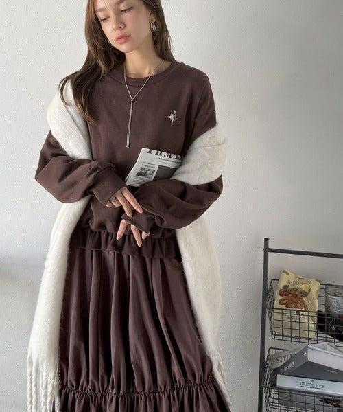 Classical Elf 一枚でコーディネートが完成する優秀アイテム◎胸刺繍ドロスト裏起毛ドッキングワンピース商品画像-16